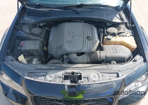 2016 Chrysler 300 z USA, uszkodzony, nr VIN 2C3CCABT5GH116743